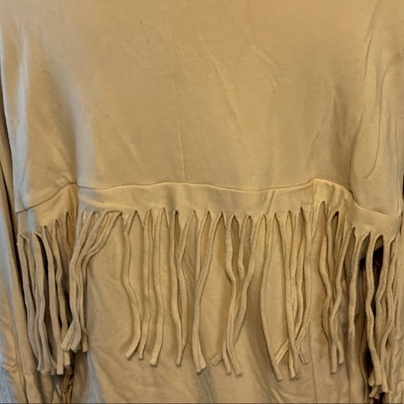Lauren Moshi Cream Fringe Sweatshirt - Picture 4 of 9